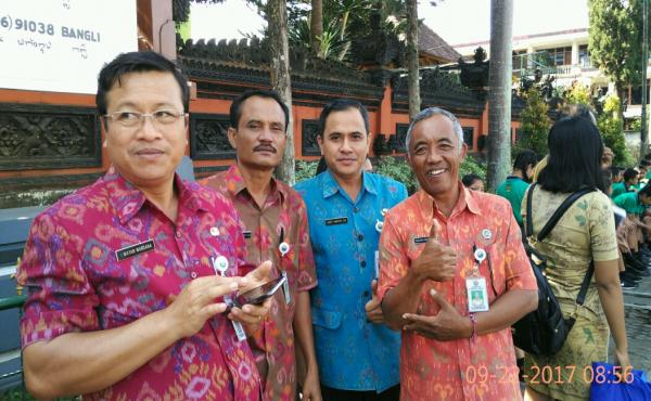 Suasana penerimaan Tim Penilai LSS Provinsi Bali di SMP N 1 Bangli Jumat 22 September 2017