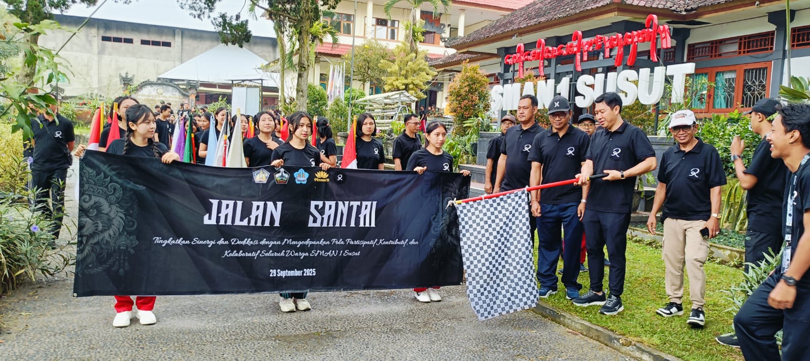 #Camat Susut Berapa, Bersinergi Untuk Menyapa #Jalan Santai HUT SMA N 1 Susut