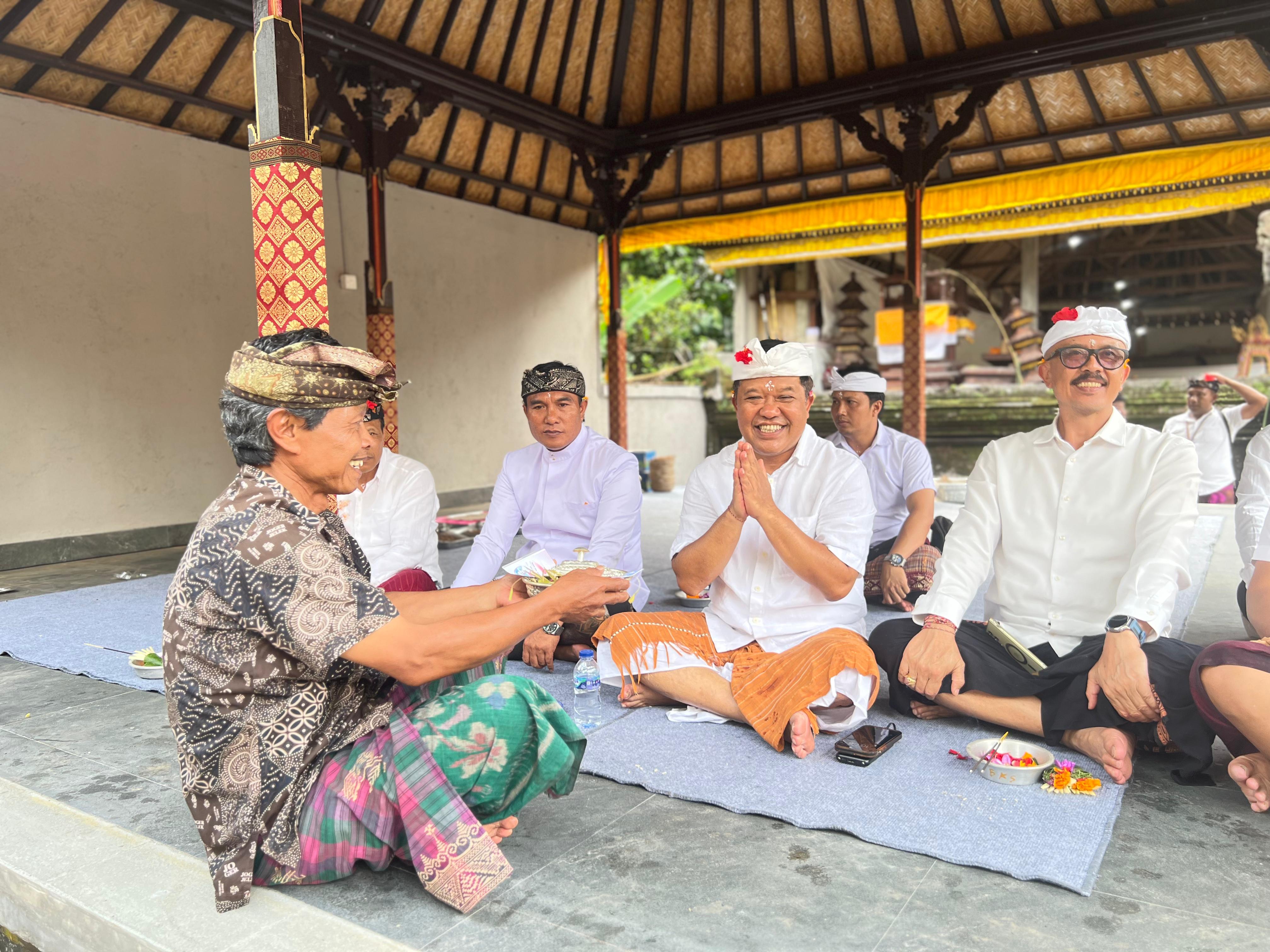 #Camat Susut Bersapa, Bersinergi Untuk Menyapa #Bapak Camat Susut Mendampingi Bapak Bupati Bangli Ul