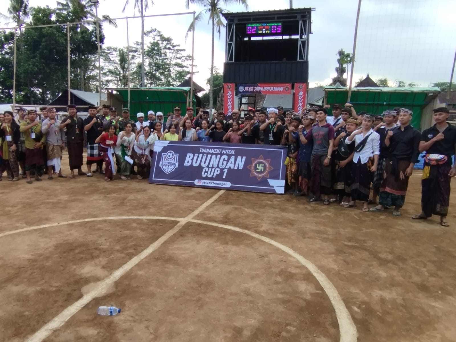 Camat Susut Bersapa# Bersinergi Untuk Menyapa # Bapak Camat Susut Menghadiri acara Pembukaan Lomba Turnamen Futsal Buungan Cup 1