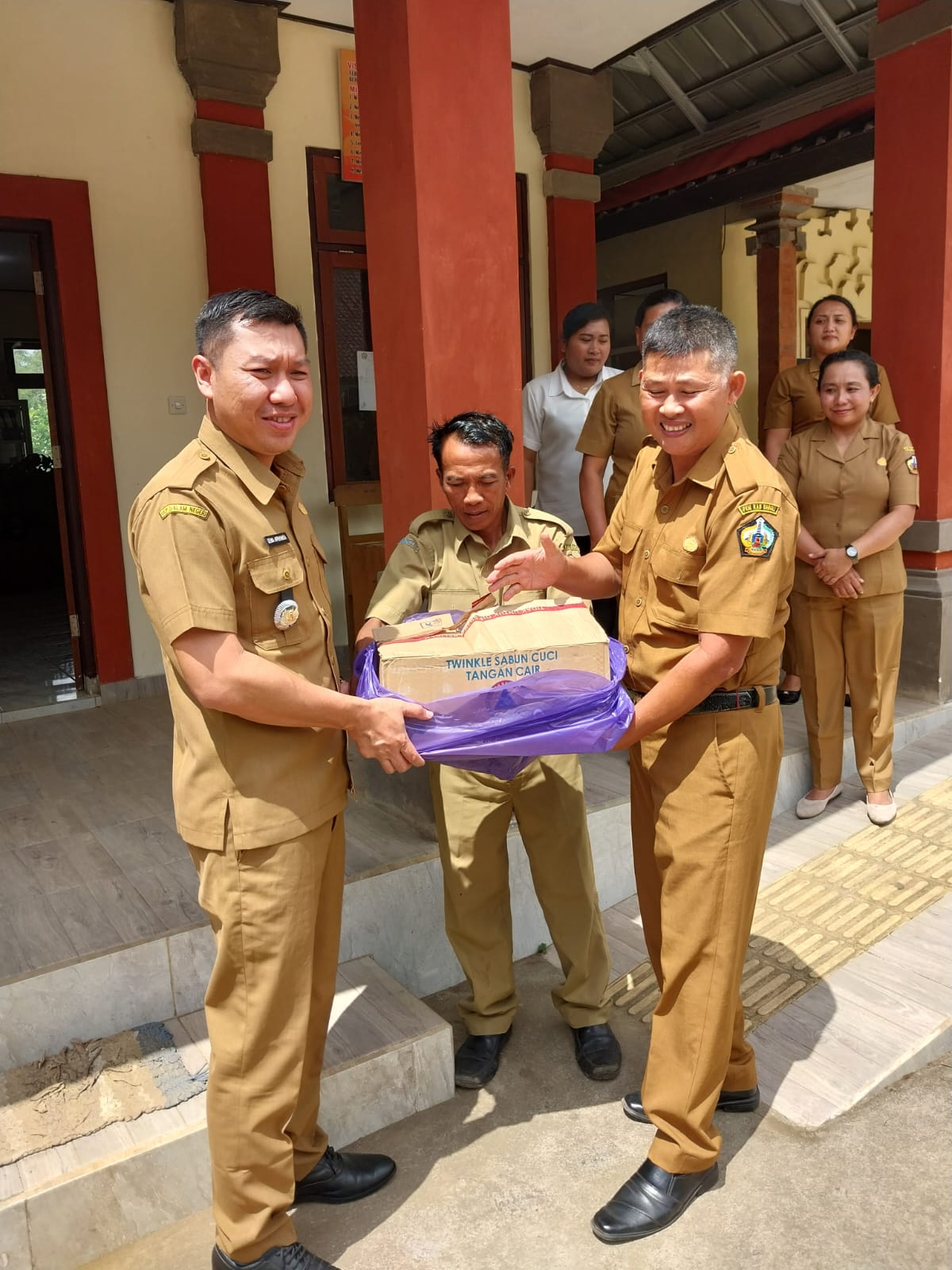 Camat Susut Berspa # Bersinergi Untuk Menyapa # Bapak Camat Susut Berkunjung ke SD 3 Abuan dan SD 3 Susut